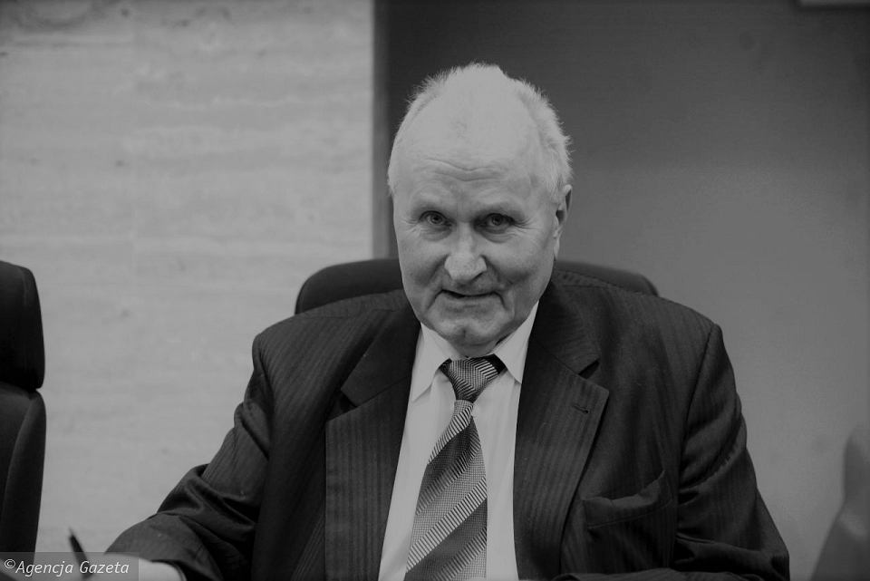 z25912861VEdward Brzostowski